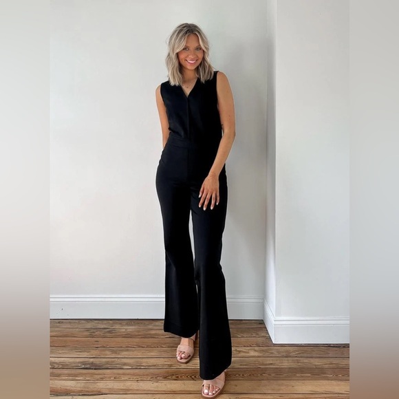 SPANX The Perfect Jumpsuit Sleeveless Back Zip Bootcut Leg Classic Black Size L - Picture 3 of 16
